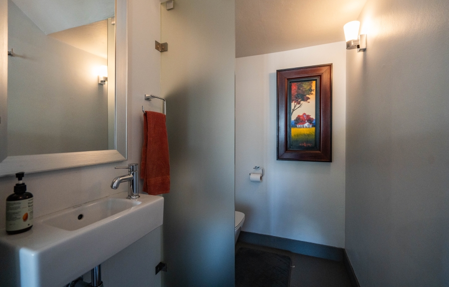 5 Bedroom Property for Sale in Royal Alfred Marina Eastern Cape